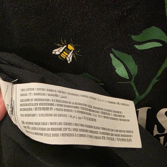 Hollister Graphic Tee Women's Long-sleeved Crop Shirt size Small - Picture 6 of 9